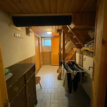 Apartman Sadan Vuoden Talo